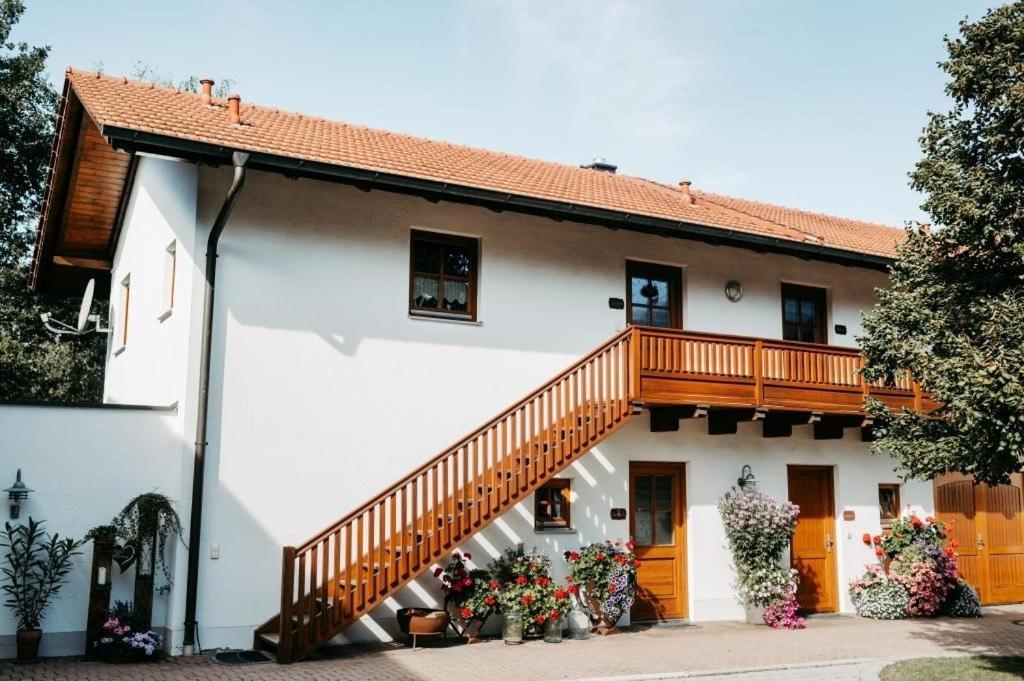 Ferienwohnung Stuiber Haarbach Exterior photo